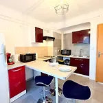La Coloc Suedoise Hotell Calais