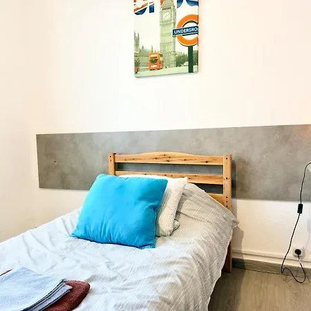 Apartament Au Premier Ferrie Calais