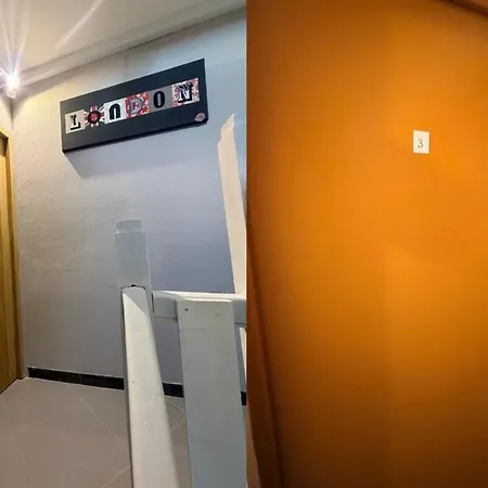Au Premier Ferrie Apartament