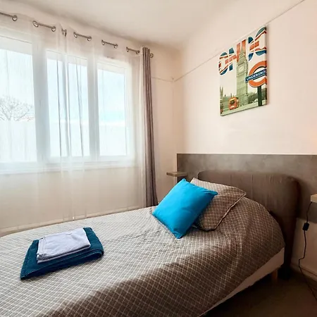 Apartament Au Premier Ferrie *